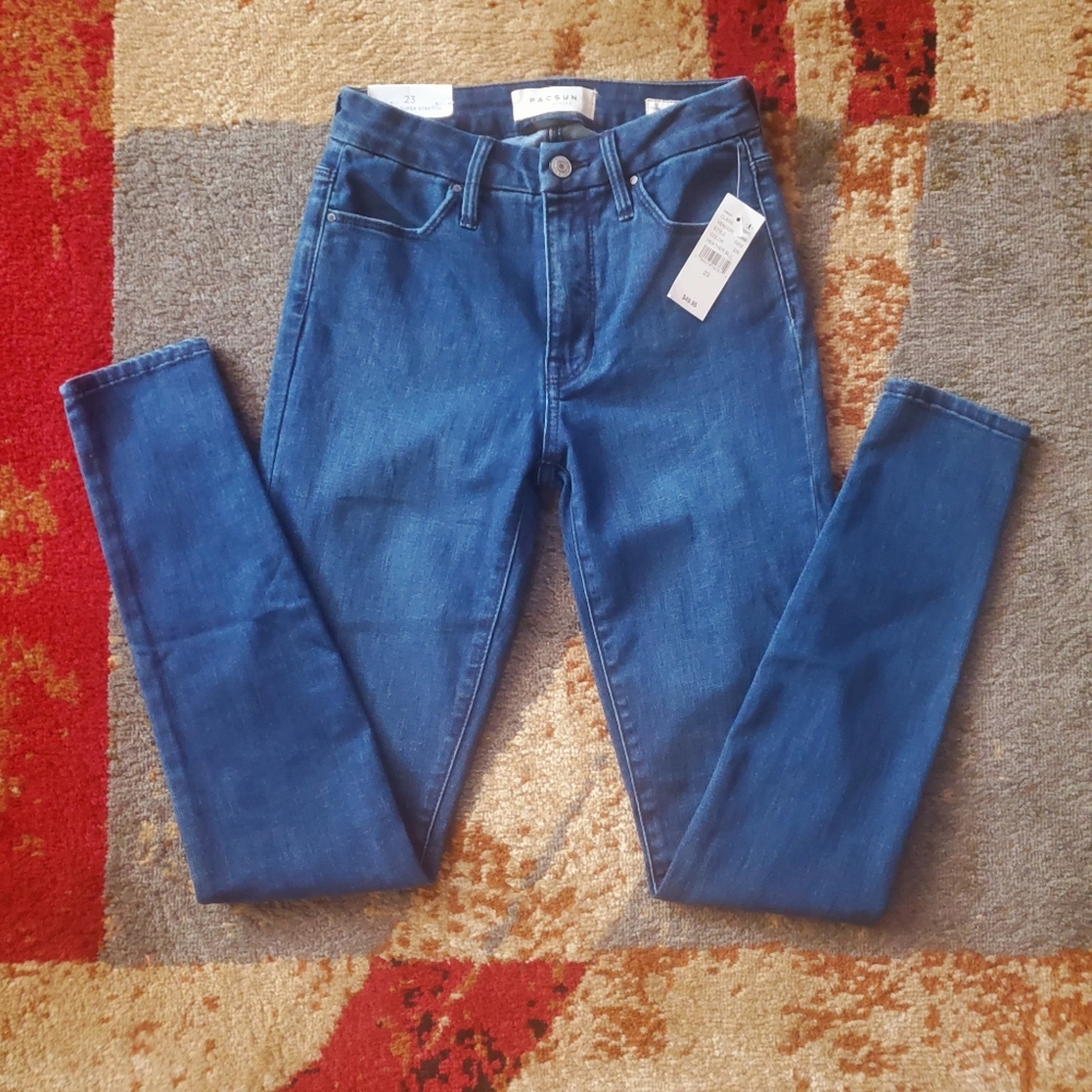 NWT - PacSun - Power Super Stretch Push Up Jegging